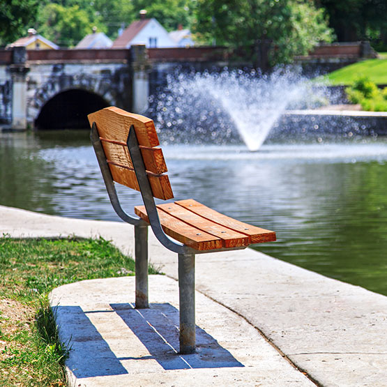 Park bench setting in Illinois